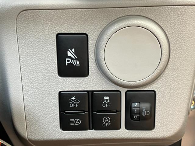 ミライース Ｘ　ＳＡＩＩＩ　サポカーＳワイド適合　エアコン　Ｂカメラ　コーナーセンサー　光軸調整ダイヤル　オートハイビーム　アイドリングストップ　横滑り防止機能　誤発進抑制機能　電動格納ミラー　パワーウインドウ　キーレス（15枚目）