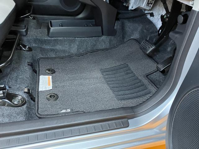 ミライース Ｘ　ＳＡＩＩＩ　サポカーＳワイド適合　エアコン　Ｂカメラ　コーナーセンサー　光軸調整ダイヤル　オートハイビーム　アイドリングストップ　横滑り防止機能　誤発進抑制機能　電動格納ミラー　パワーウインドウ　キーレス（19枚目）