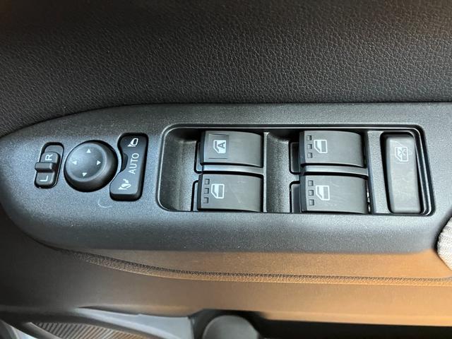 ムーヴ Ｘ　サポカーＳワイド適合　片側オートスライドドア　Ｂカメラ　ＵＳＢ接続端子　ステアリングスイッチ　　Ｐスタート　アイドリングストップ　コーナーセンサー　キーフリー（18枚目）