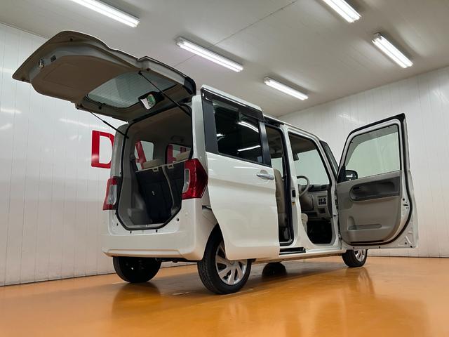 タント Ｘ　ＳＡＩＩ　スマアシ　ミラクルオープンドア　片側オートスライドドア　オーディオ　オートエアコン　Ｐスタート　エコアイドル　横滑り防止機能　誤発進抑制機能　電動格納ミラー　キーフリー（9枚目）