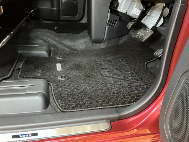タント カスタムＸ　サポカーＳワイド適合　ミラクルオープンドア　両側オートスライドドア　パノラマモニター対応　ＵＳＢ接続端子　ステアリングスイッチ　シートヒーター　オートエアコン　コーナーセンサー　キーフリー（24枚目）