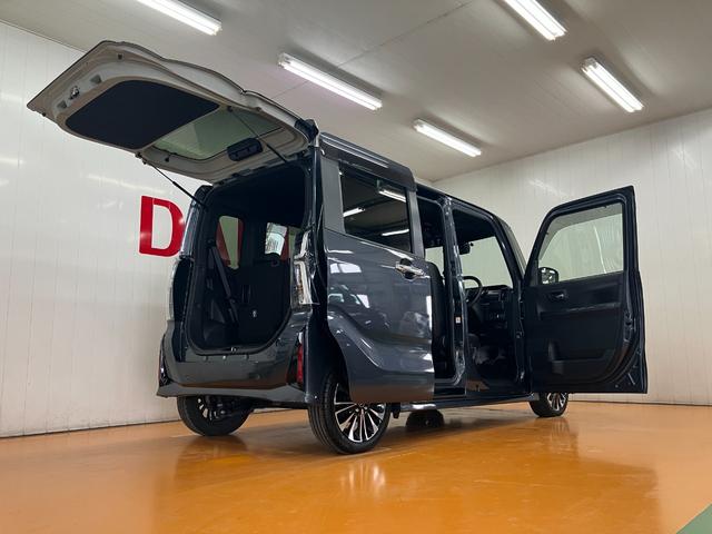 タント カスタムＲＳ　サポカーＳワイド適合　ドラレコ　ミラクルオープンドア　両側オートスライドドア　電動パーキングブレーキ　ステアリングスイッチ　シートヒーター　パノラマモニター対応　コーナーセンサー　キーフリー（9枚目）