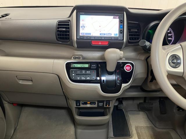 Ｎ－ＢＯＸ Ｇ　ＳＳパッケージ　ステアリングスイッチ　Ｂカメラ　Ｐスタート　シートヒーター　ＥＴＣ　アクセサリーソケット　ＵＳＢ接続端子　片側オートスライドドア　電動格納ミラー　キーフリー（14枚目）