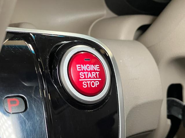 Ｎ－ＢＯＸ Ｇ　ＳＳパッケージ　ステアリングスイッチ　Ｂカメラ　Ｐスタート　シートヒーター　ＥＴＣ　アクセサリーソケット　ＵＳＢ接続端子　片側オートスライドドア　電動格納ミラー　キーフリー（17枚目）