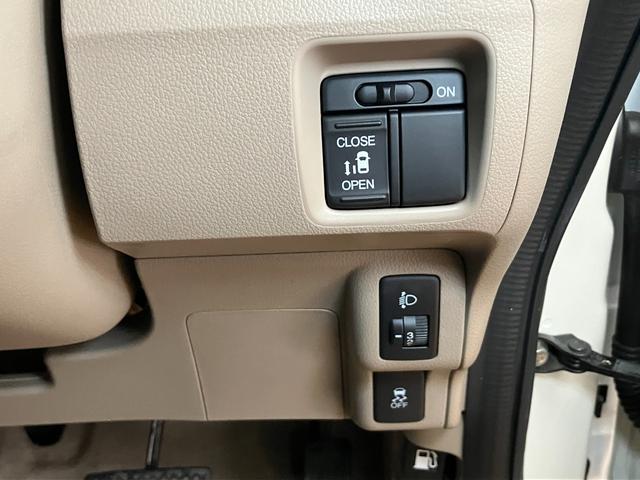 Ｎ－ＢＯＸ Ｇ　ＳＳパッケージ　ステアリングスイッチ　Ｂカメラ　Ｐスタート　シートヒーター　ＥＴＣ　アクセサリーソケット　ＵＳＢ接続端子　片側オートスライドドア　電動格納ミラー　キーフリー（18枚目）