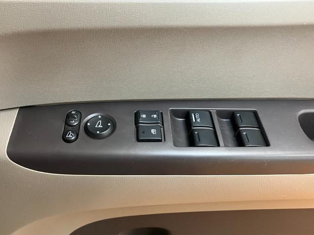 Ｎ－ＢＯＸ Ｇ　ＳＳパッケージ　ステアリングスイッチ　Ｂカメラ　Ｐスタート　シートヒーター　ＥＴＣ　アクセサリーソケット　ＵＳＢ接続端子　片側オートスライドドア　電動格納ミラー　キーフリー（21枚目）