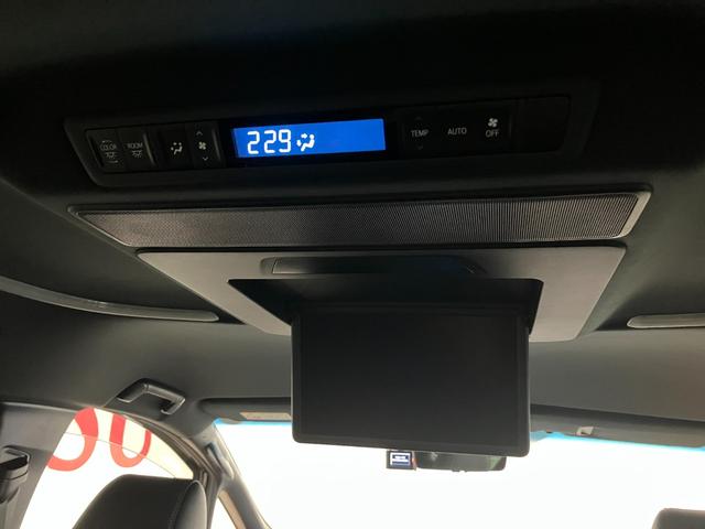 アルファード ２．５Ｓ　タイプゴールド　衝突被害軽減ブレーキシステム　ドラレコ　全周囲カメラ　後席モニター　１００Ｖ電源ソケット　ＨＤＭＩ接続端子　クルーズコントロール　ＳＯＳスイッチ　両側オートスライドドア　電動パーキングブレーキ（14枚目）