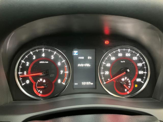 アルファード ２．５Ｓ　タイプゴールド　衝突被害軽減ブレーキシステム　ドラレコ　全周囲カメラ　後席モニター　１００Ｖ電源ソケット　ＨＤＭＩ接続端子　クルーズコントロール　ＳＯＳスイッチ　両側オートスライドドア　電動パーキングブレーキ（15枚目）