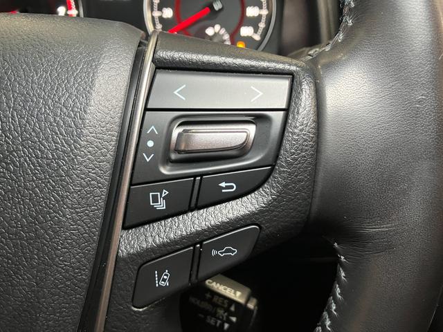 アルファード ２．５Ｓ　タイプゴールド　衝突被害軽減ブレーキシステム　ドラレコ　全周囲カメラ　後席モニター　１００Ｖ電源ソケット　ＨＤＭＩ接続端子　クルーズコントロール　ＳＯＳスイッチ　両側オートスライドドア　電動パーキングブレーキ（18枚目）