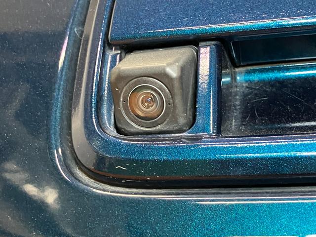 �����i�r�ƘA������o�b�N�J�����t