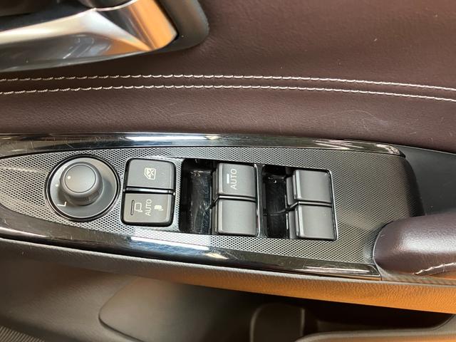 デミオ １３Ｓツーリング　衝突被害軽減ブレーキシステム　Ｂカメラ　クルーズコントロール　ステアリングスイッチ　シートヒーター　ＵＳＢ接続端子　ＥＴＣ　ヘッドアップディスプレイ　コーナーセンサー　キーフリー（25枚目）