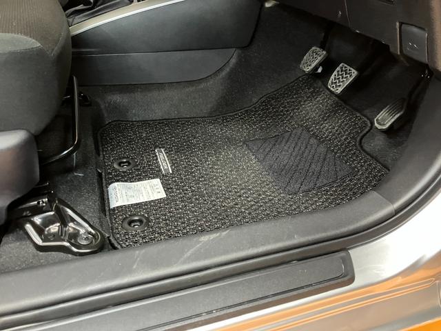 �����L�X