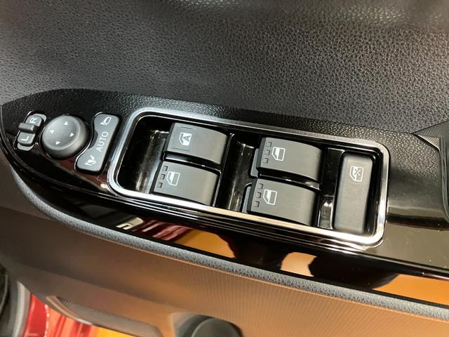 タント カスタムXスタイルセレクション サポカーSワイド適合 ドラレコ ミラクルオープンドア パノラマモニター対応 両側オートスライドドア Pスタート コーナーセンサー シートヒーター ステアリングスイッチ USB接続端子 キーフリー(17枚目)