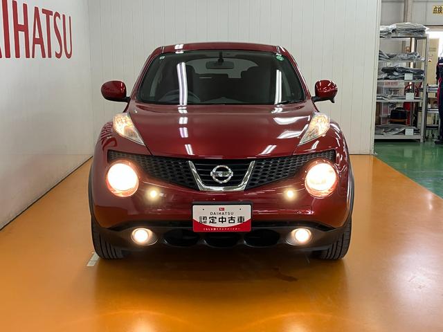 ジューク １５ＲＳ　タイプＶ　Ｐスタート　ＥＴＣ　エアコン　光軸調整ダイヤル　電動格納ミラー　パワーウインドウ　キーフリー（4枚目）