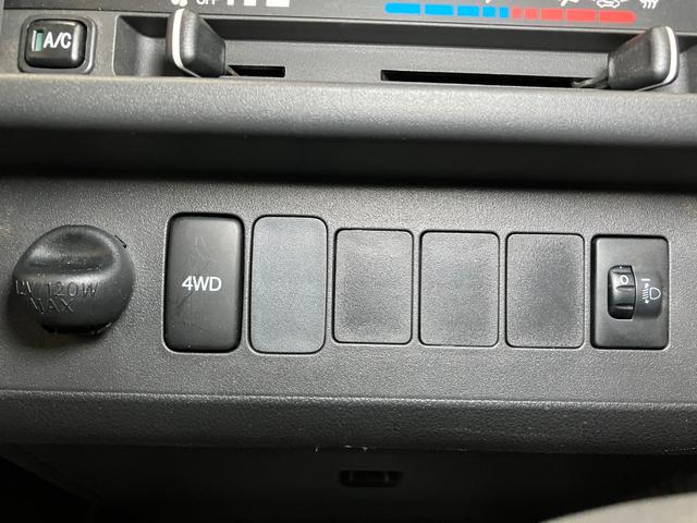 �S�v�c�؂�ւ��X�C�b�`�A���������_�C����