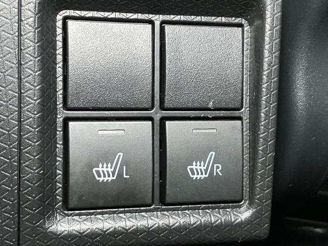 タント カスタムＲＳスタイルセレクション　サポカーＳワイド適合　ミラクルオープンドア　両側オートスライドドア　パノラマモニター対応　ミラクルウォークスルー　全車速追従機能付ＡＣＣ　ステアリングスイッチ　シートヒーター　キーフリー（19枚目）