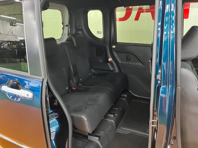 タント カスタムＲＳスタイルセレクション　サポカーＳワイド適合　ミラクルオープンドア　両側オートスライドドア　パノラマモニター対応　ミラクルウォークスルー　全車速追従機能付ＡＣＣ　ステアリングスイッチ　シートヒーター　キーフリー（23枚目）