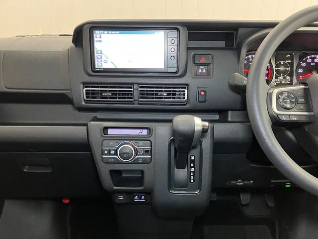 �i�r�A�I�[�g�G�A�R���t