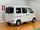 ハイゼットカーゴ クルーズターボＳＡＩＩＩ　サポカーＳワイド適合　ドラレコ　両側スライドドア　Ｂカメラ　ナビ　エアコン　ＵＳＢ接続端子　アイドリングストップ　オートハイビーム　電動格納ミラー　パワーウインドウ　ＥＴＣ　キーレス（8枚目）