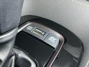 ハイブリッド　ダブルバイビー　衝突被害軽減ブレーキシステム　レーダークルーズコントロール　ステアリングスイッチ　シートヒーター　電動パーキングブレーキ　ドライブモード切り替えスイッチ　ＳＯＳスイッチ　ＥＴＣ　キーフリー（20枚目）