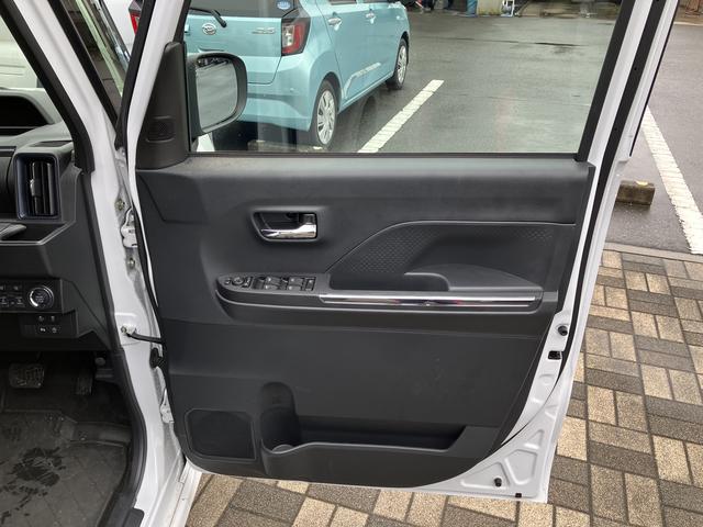 タント カスタムRS 両側パワースライドドア/LEDヘッドランプ/オートライト/シートヒーター/次世代スマートアシスト/バックカメラ/キーフリー/ベンチシート/コーナーセンサー(14枚目)