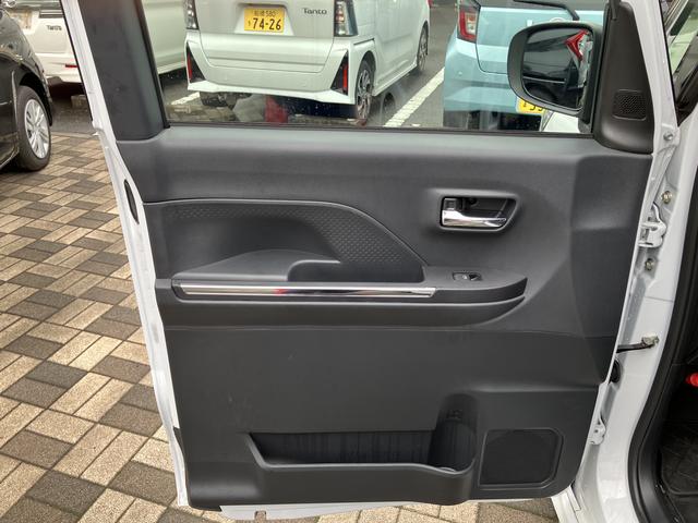 タント カスタムRS 両側パワースライドドア/LEDヘッドランプ/オートライト/シートヒーター/次世代スマートアシスト/バックカメラ/キーフリー/ベンチシート/コーナーセンサー(25枚目)