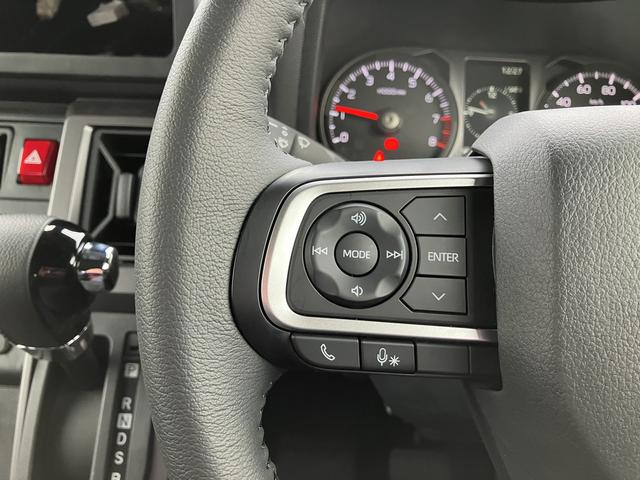 タフト G クロムベンチャー LEDヘッドランプ オートライト オートハイビーム バックカメラ コーナーセンサー電動パーキングブレーキ 衝突被害軽々滅ブレーキ プッシュボタンスタートキーフリーシステム アルミホイール(9枚目)