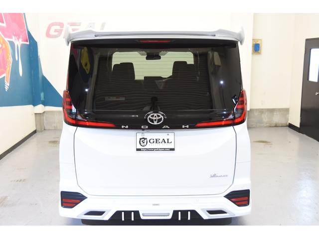 TOYOTA NOAH S-Z