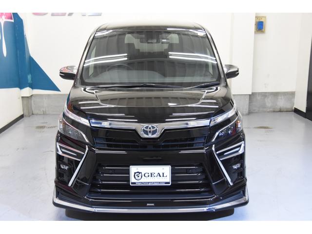 ヴォクシー ＺＳ　煌ＩＩＩ　モデリスタコンプリートカー　シュタイナー１９インチＡＷ　車高調　アルパインＢＩＧ－Ｘ１１インチナビ　フリップダウンモニター　ドライブレコーダー　両側電動スライドドア　バックカメラ　ＥＴＣ（17枚目）