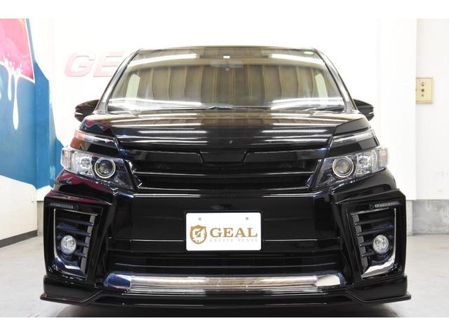 ZS ZEUSコンプリートカー 19インチAW 車高調 アルパインBIGX10型ナビ アルパイン12.8型フリップダウンモニター 4本出しマフラー バックフォグ(15枚目)