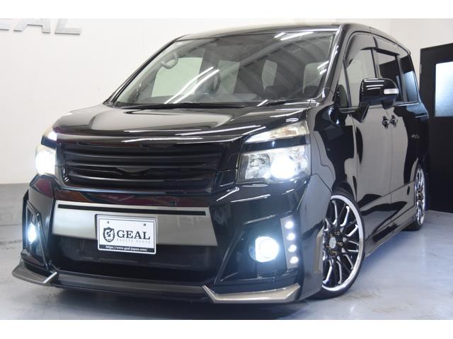 ヴォクシー ＺＳ　ＲＯＪＡＭコンプリートカー　ＷＯＲＫ１９インチＡＷ　ＴＥＩＮ車高調　４本出しマフラー　プッシュスタート　パワースライドドア　カロッツェリアサイバーナビ　バックカメラ（10枚目）