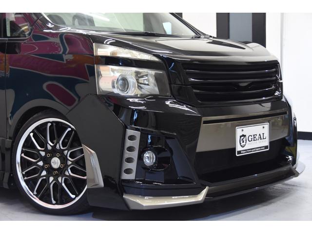 ヴォクシー ＺＳ　ＲＯＪＡＭコンプリートカー　ＷＯＲＫ１９インチＡＷ　ＴＥＩＮ車高調　４本出しマフラー　プッシュスタート　パワースライドドア　カロッツェリアサイバーナビ　バックカメラ（14枚目）