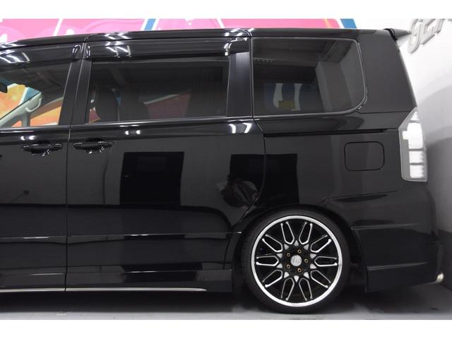 ヴォクシー ＺＳ　ＲＯＪＡＭコンプリートカー　ＷＯＲＫ１９インチＡＷ　ＴＥＩＮ車高調　４本出しマフラー　プッシュスタート　パワースライドドア　カロッツェリアサイバーナビ　バックカメラ（27枚目）