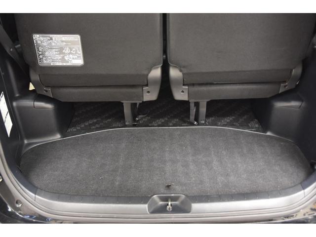 ヴォクシー ＺＳ　ＲＯＪＡＭコンプリートカー　ＷＯＲＫ１９インチＡＷ　ＴＥＩＮ車高調　４本出しマフラー　プッシュスタート　パワースライドドア　カロッツェリアサイバーナビ　バックカメラ（57枚目）