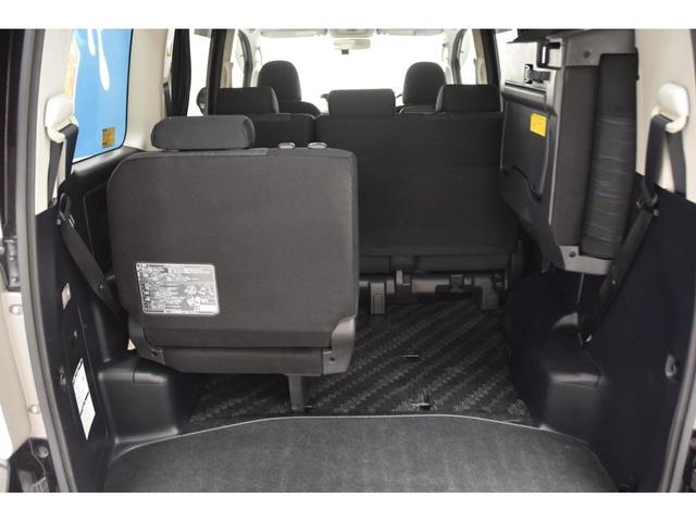ヴォクシー ＺＳ　ＲＯＪＡＭコンプリートカー　ＷＯＲＫ１９インチＡＷ　ＴＥＩＮ車高調　４本出しマフラー　プッシュスタート　パワースライドドア　カロッツェリアサイバーナビ　バックカメラ（60枚目）