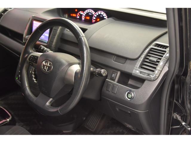 ヴォクシー ＺＳ　ＲＯＪＡＭコンプリートカー　ＷＯＲＫ１９インチＡＷ　ＴＥＩＮ車高調　４本出しマフラー　プッシュスタート　パワースライドドア　カロッツェリアサイバーナビ　バックカメラ（72枚目）