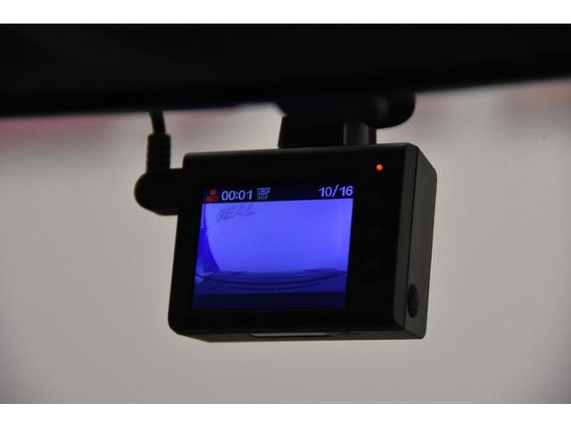 ヴォクシー ＺＳ　ＲＯＪＡＭコンプリートカー　ＷＯＲＫ１９インチＡＷ　ＴＥＩＮ車高調　４本出しマフラー　プッシュスタート　パワースライドドア　カロッツェリアサイバーナビ　バックカメラ（74枚目）