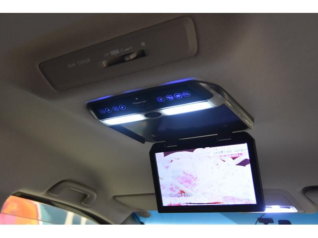 ヴォクシー Ｘ　モデリスタコンプリートカー　１６ＡＷ　両側電動スライドドア　バックカメラ　フリップダウンモニター　プッシュスタート（4枚目）