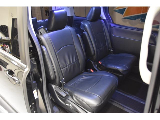 ヴォクシー Ｘ　モデリスタコンプリートカー　１６ＡＷ　両側電動スライドドア　バックカメラ　フリップダウンモニター　プッシュスタート（7枚目）