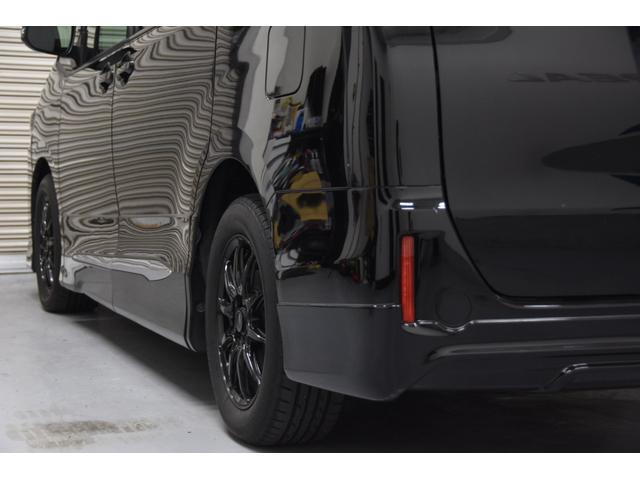 ヴォクシー Ｘ　モデリスタコンプリートカー　１６ＡＷ　両側電動スライドドア　バックカメラ　フリップダウンモニター　プッシュスタート（27枚目）