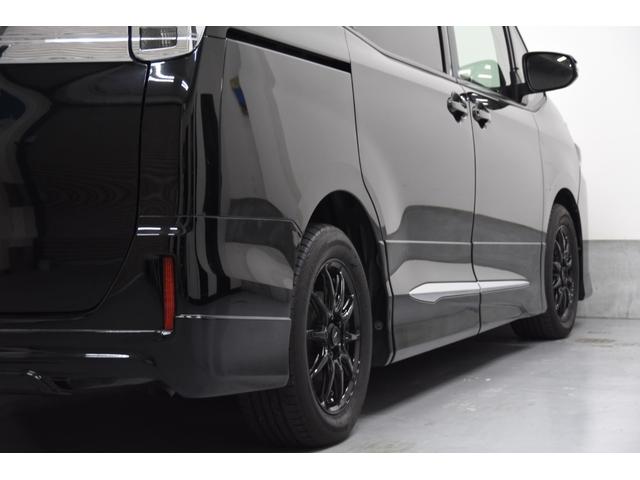 ヴォクシー Ｘ　モデリスタコンプリートカー　１６ＡＷ　両側電動スライドドア　バックカメラ　フリップダウンモニター　プッシュスタート（41枚目）