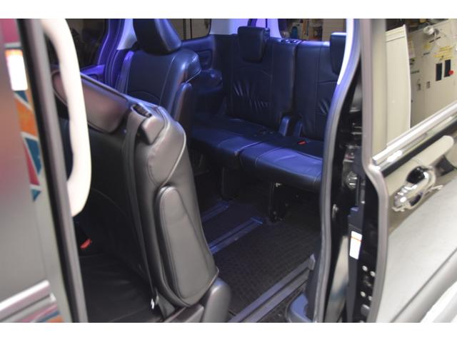 ヴォクシー Ｘ　モデリスタコンプリートカー　１６ＡＷ　両側電動スライドドア　バックカメラ　フリップダウンモニター　プッシュスタート（52枚目）