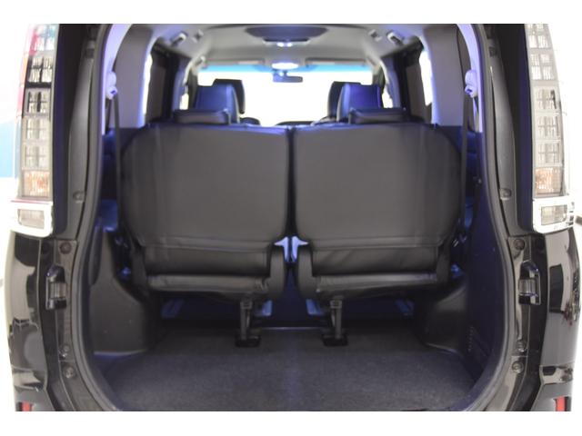 ヴォクシー Ｘ　モデリスタコンプリートカー　１６ＡＷ　両側電動スライドドア　バックカメラ　フリップダウンモニター　プッシュスタート（56枚目）