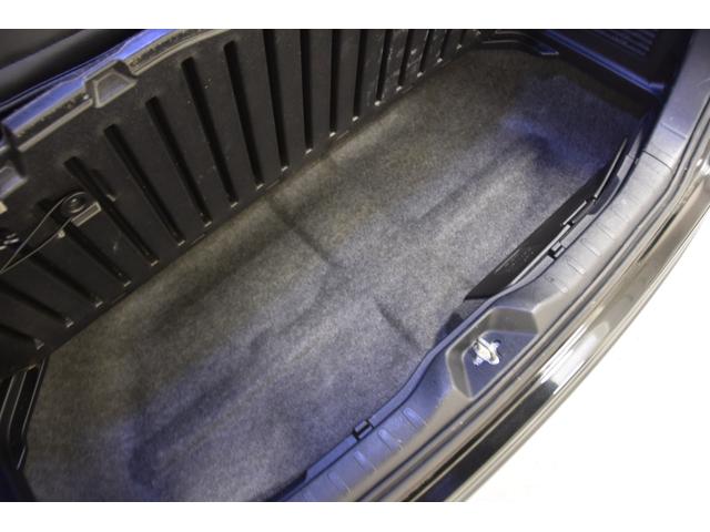 ヴォクシー Ｘ　モデリスタコンプリートカー　１６ＡＷ　両側電動スライドドア　バックカメラ　フリップダウンモニター　プッシュスタート（57枚目）