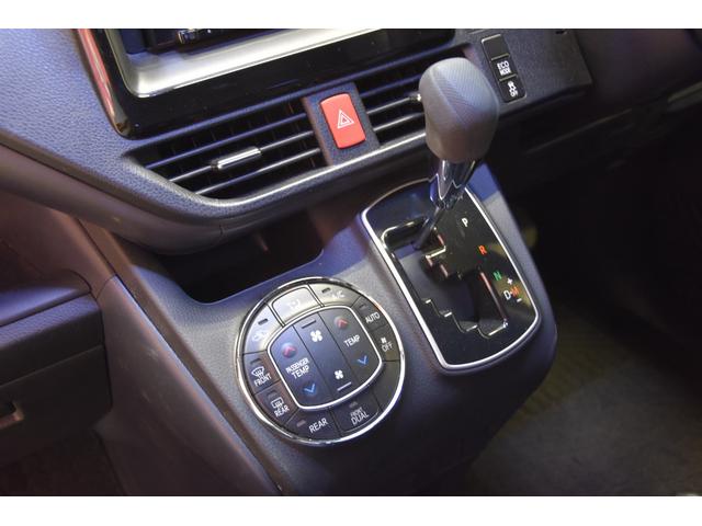 ヴォクシー Ｘ　モデリスタコンプリートカー　１６ＡＷ　両側電動スライドドア　バックカメラ　フリップダウンモニター　プッシュスタート（76枚目）