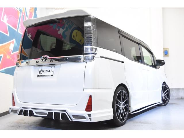 ヴォクシー ZS ROWENコンプリートカー 19インチAW ローダウン アルパイン11型ナビ アルパイン12型後席モニター 両側電動スライドドア プッシュスタート バックカメラ ETC フルセグTV(29枚目)