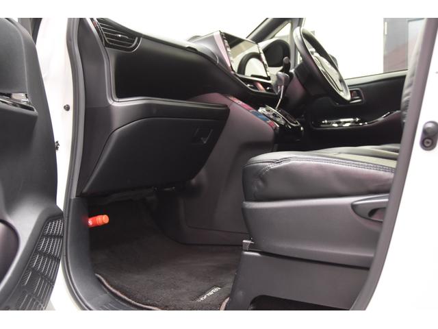 ヴォクシー ZS ROWENコンプリートカー 19インチAW ローダウン アルパイン11型ナビ アルパイン12型後席モニター 両側電動スライドドア プッシュスタート バックカメラ ETC フルセグTV(47枚目)