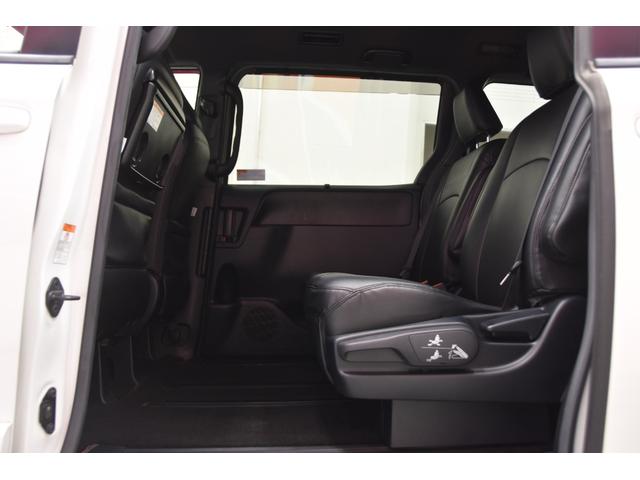 ヴォクシー ZS ROWENコンプリートカー 19インチAW ローダウン アルパイン11型ナビ アルパイン12型後席モニター 両側電動スライドドア プッシュスタート バックカメラ ETC フルセグTV(52枚目)