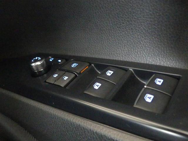 カムリ Ｇレザーパッケージ　衝突被害軽減　ＤＶＤプレーヤー　ＬＥＤランプ　ナビＴＶ　横滑り防止　本革シート　地デジＴＶ　イモビライザー　エアバッグ　キーフリー　メモリ－ナビ　オートクルーズ　ＡＢＳ　ドライブレコーダ　インテリキー（28枚目）