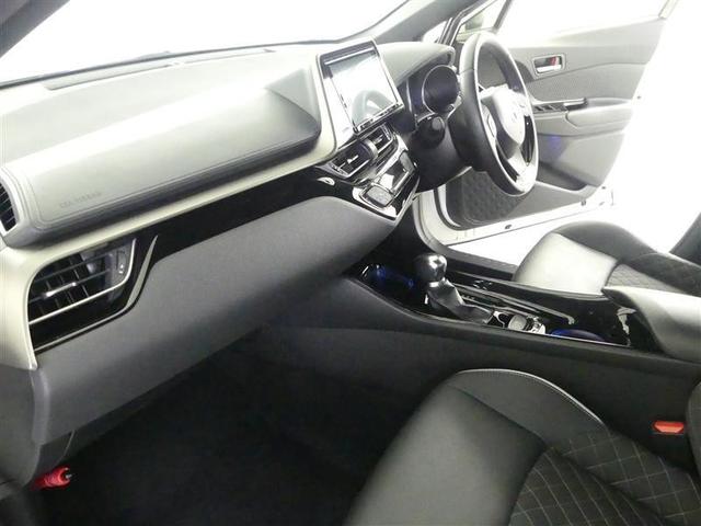 Ｃ－ＨＲ Ｇ　モード　ネロ　リアカメラ　衝突軽減　ＬＥＤヘッドライ　ワンオーナ　クルコン　横滑り防止　パワーウインドウ　オートエアコン　フルセグテレビ　サイドエアバッグ　エアバック　ナビＴＶ　メモリナビ　アルミホイール　ＥＴＣ（15枚目）